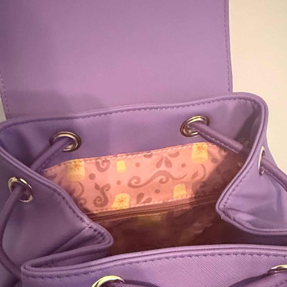 LOUNGEFLY DISNEY TANGLED RAPUNZEL MINI BACKPACK - Picture 4 of 8